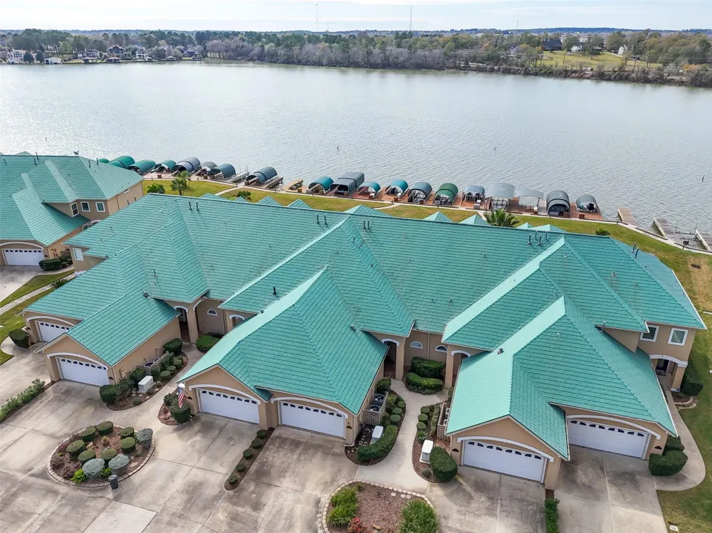 135 W Palm Boulevard