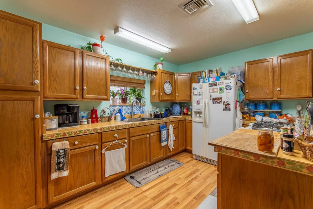 2040 LIBERTY RD Morris Chapel, TN 38361