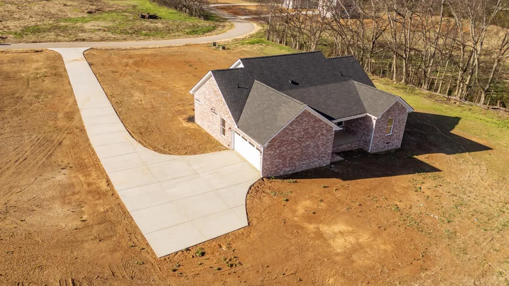 130 BELVEDERE CIR Savannah, TN 38372