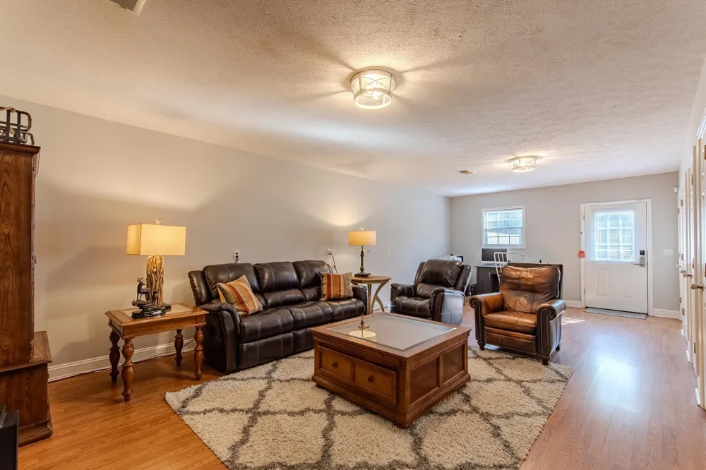 6170 Hwy 226 Savannah, TN 38372
