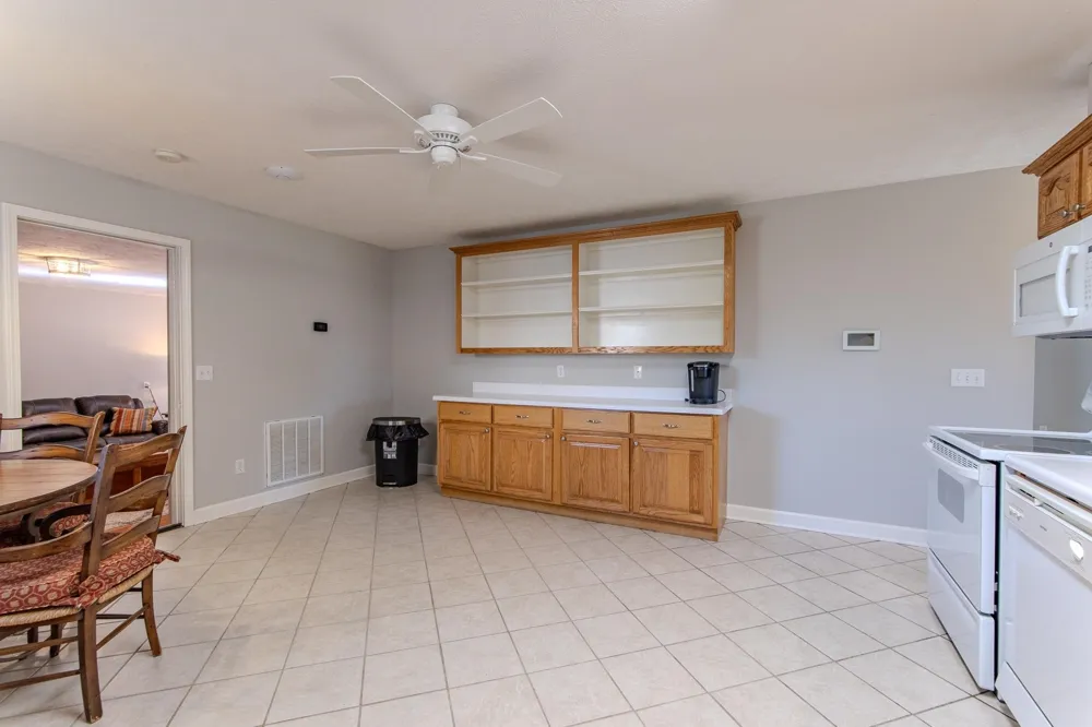 6170 Hwy 226 Savannah, TN 38372
