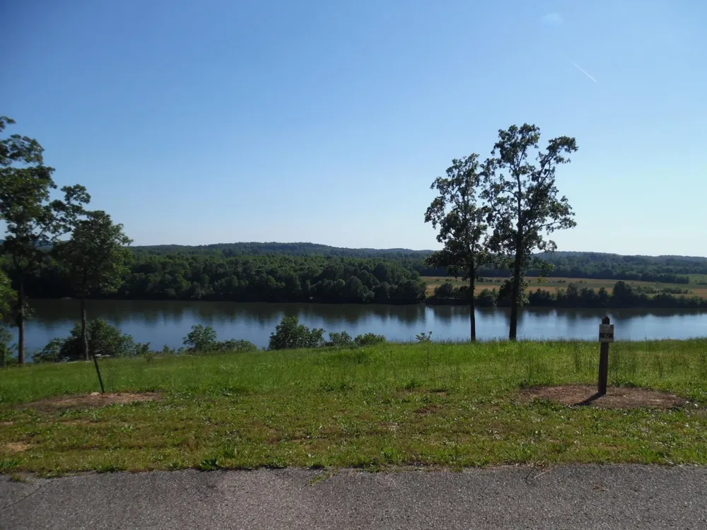 0 ADAM LOOP Bath Springs, TN 38311