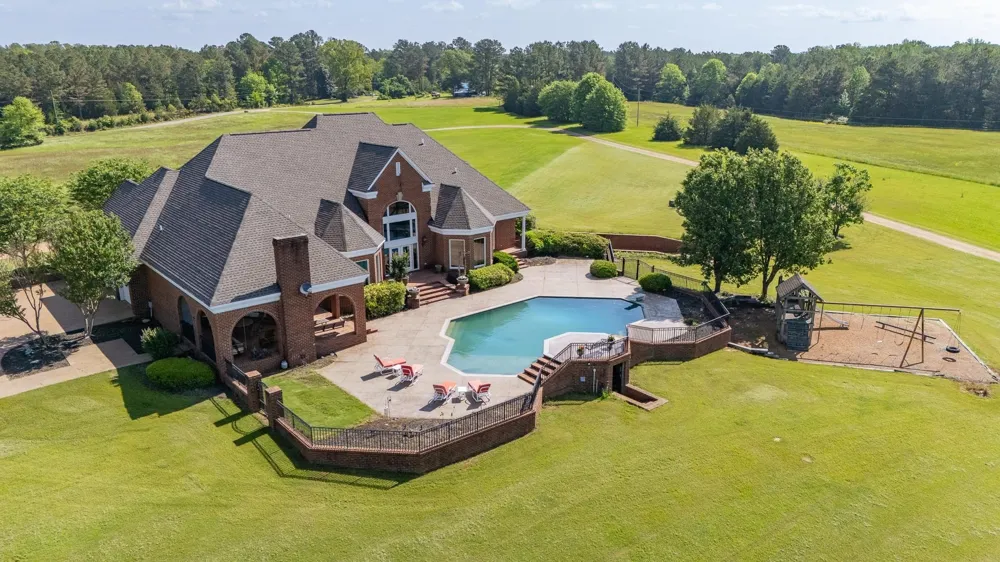 4265 CHARLIE POUNDS RD Stantonville, TN 38379