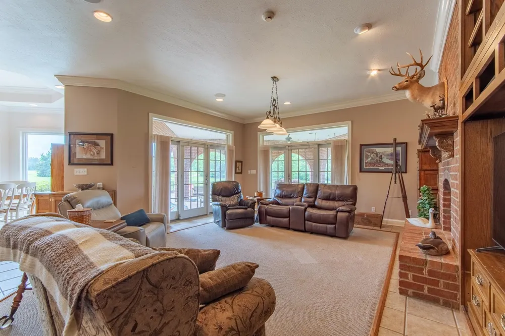 4265 CHARLIE POUNDS RD Stantonville, TN 38379