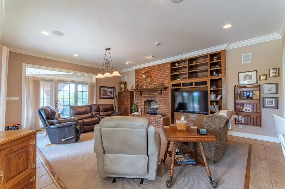 4265 CHARLIE POUNDS RD Stantonville, TN 38379