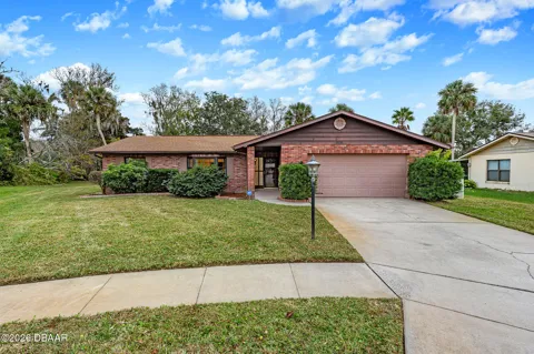 109 Nathan Hale Court