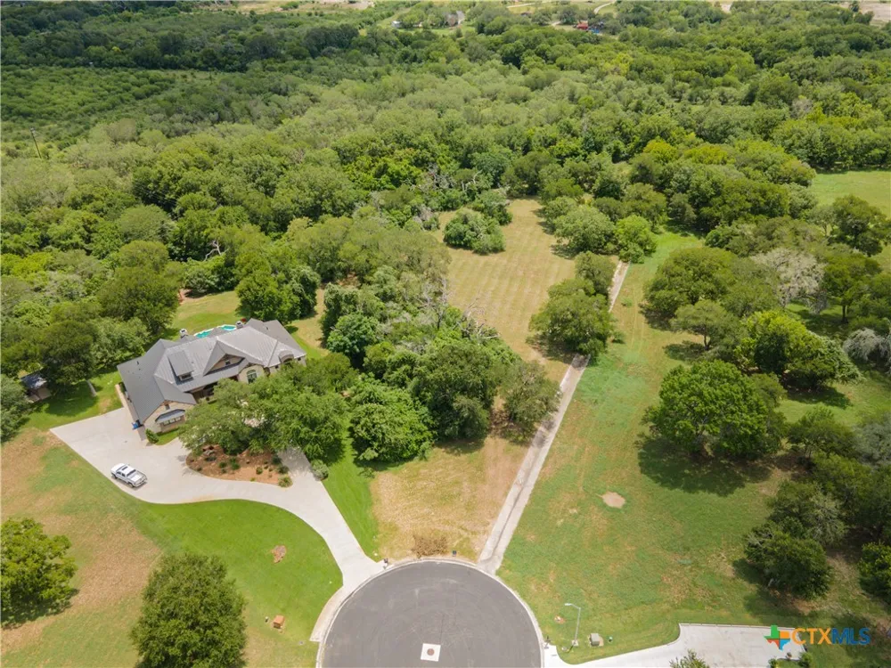 1931 Monterrey Oak Seguin, TX 78155