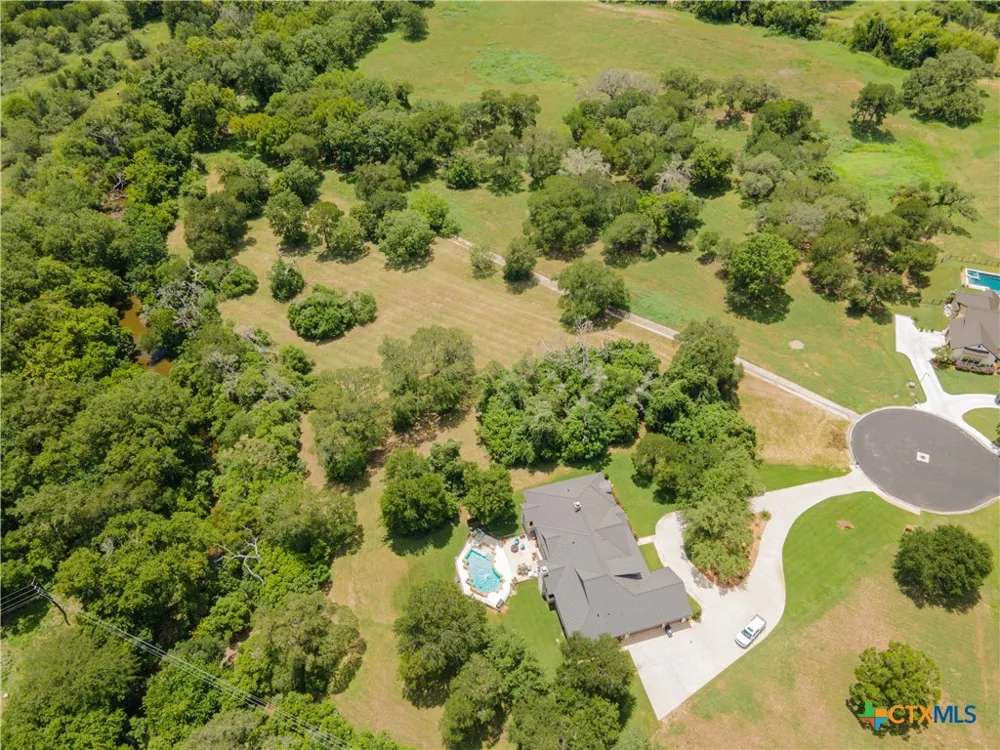 1931 Monterrey Oak Seguin, TX 78155