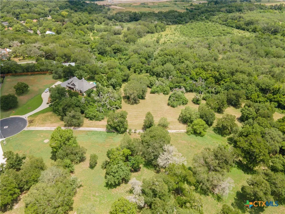 1931 Monterrey Oak Seguin, TX 78155