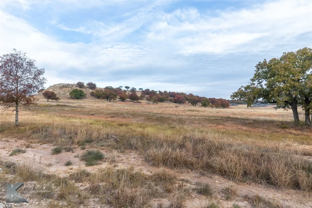 1034 County Road 207 Ovalo, TX 79541