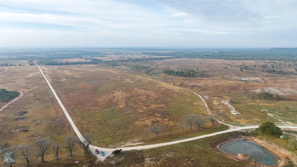1034 County Road 207 Ovalo, TX 79541