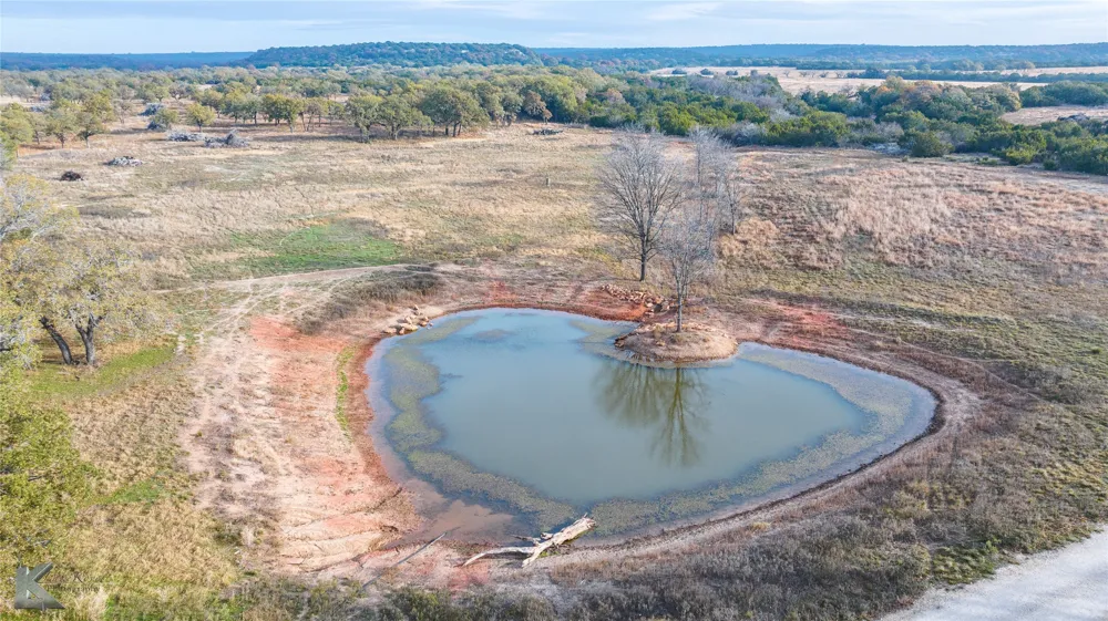 1034 County Road 207 Ovalo, TX 79541