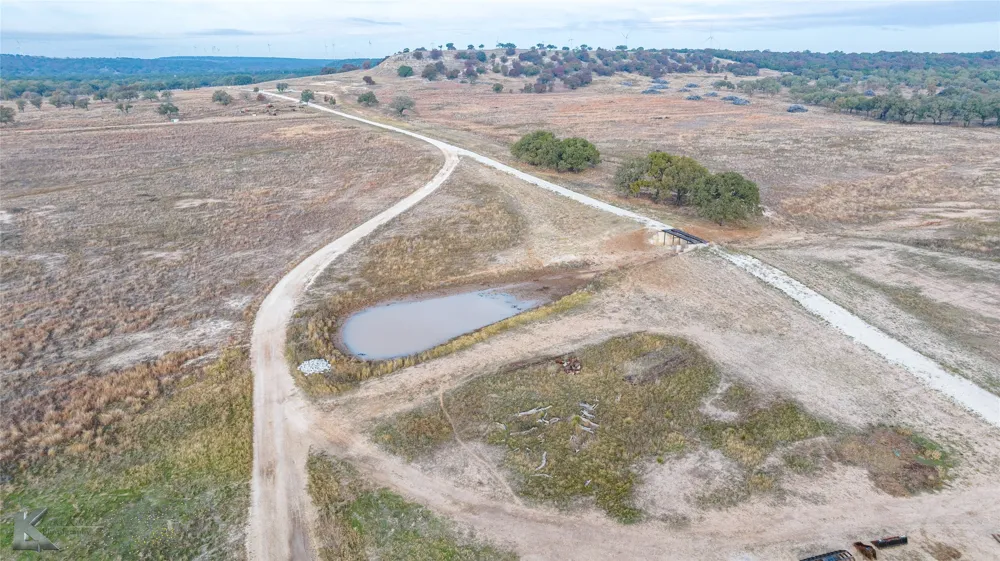 1034 County Road 207 Ovalo, TX 79541