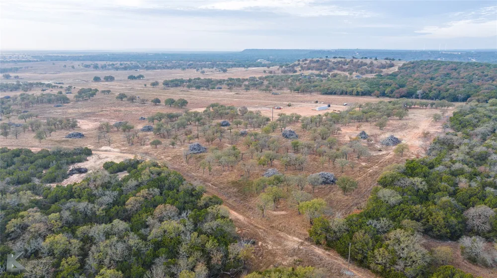 1034 County Road 207 Ovalo, TX 79541