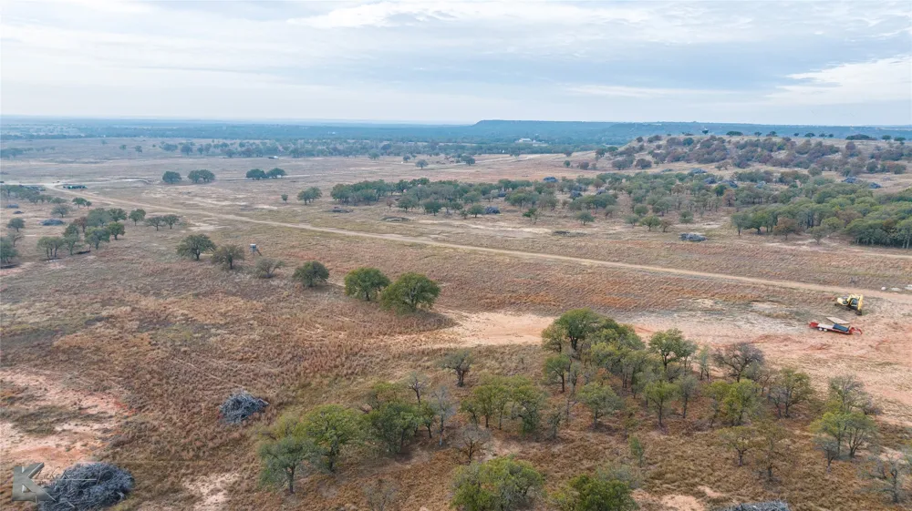 1034 County Road 207 Ovalo, TX 79541