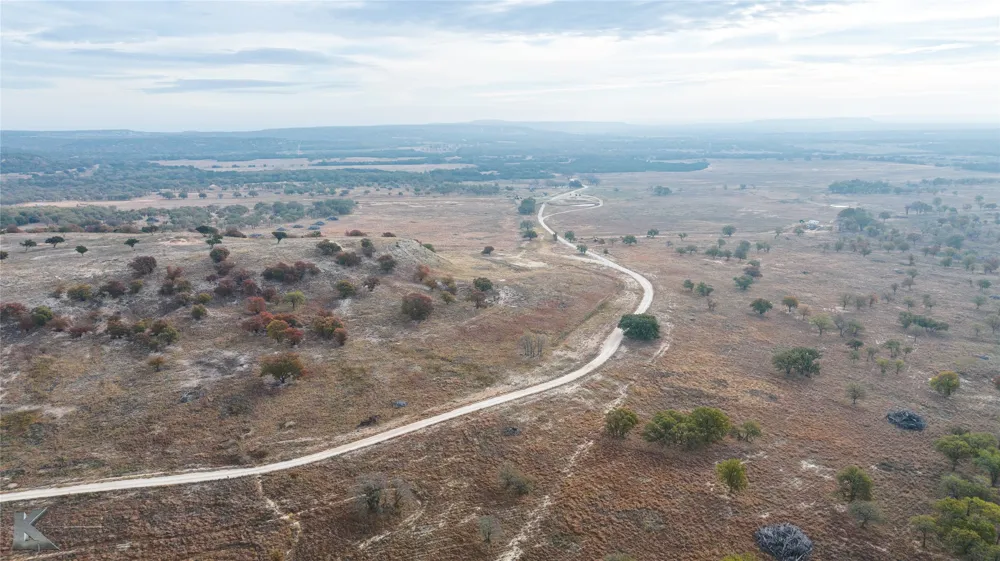 1034 County Road 207 Ovalo, TX 79541