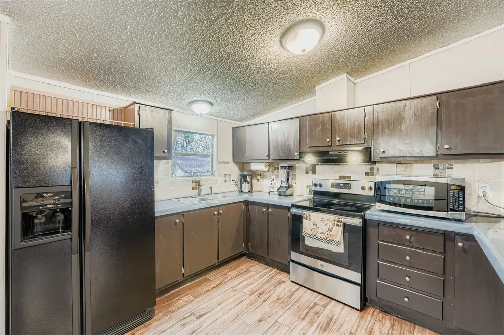 145 Alyssa Loop Bastrop, TX 78602