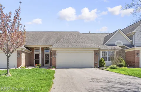 5485 GREENWAY DRIVE #81