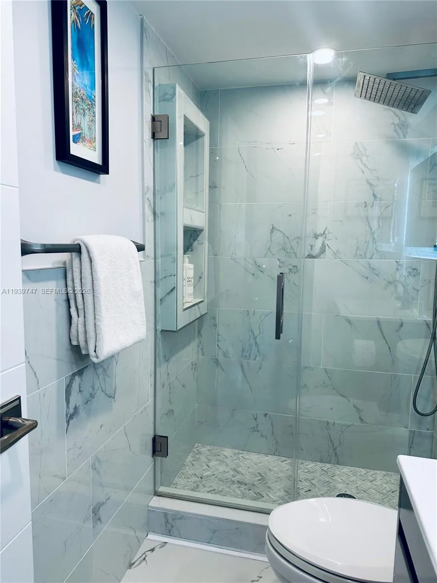 1740 NW N River Dr #626 Miami, FL 33125