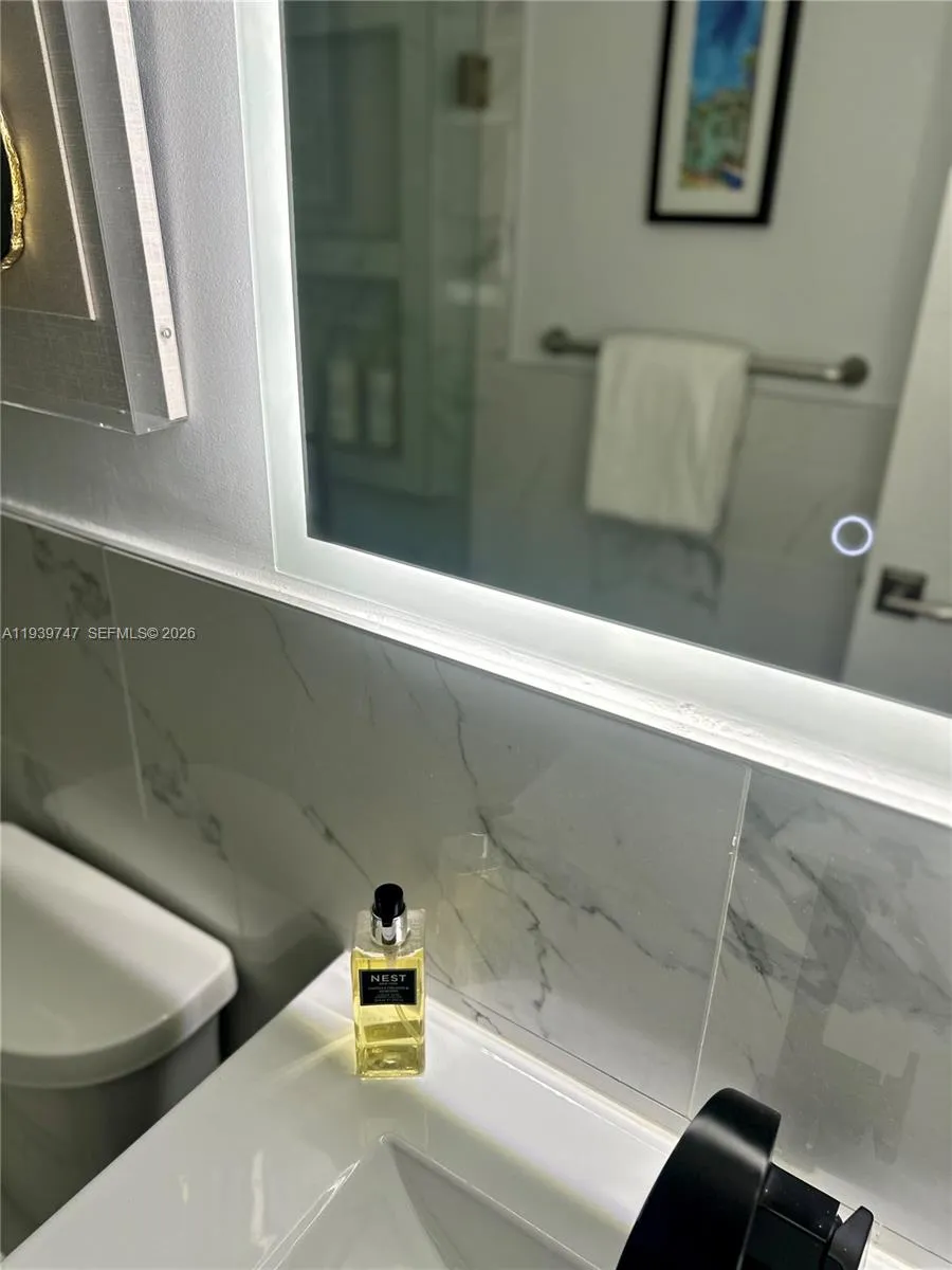 1740 NW N River Dr #626 Miami, FL 33125