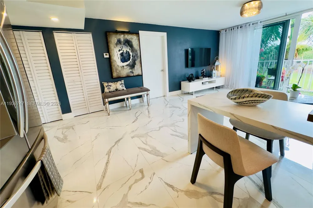 1740 NW N River Dr #626 Miami, FL 33125