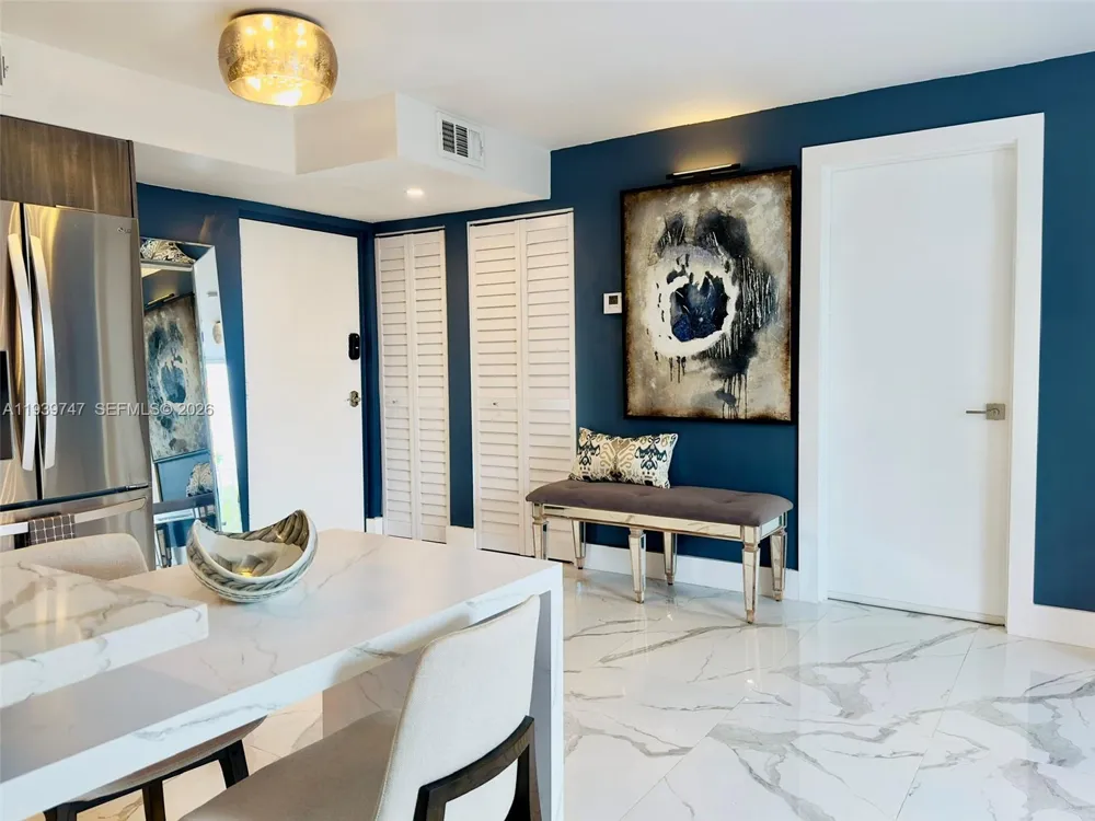 1740 NW N River Dr #626 Miami, FL 33125