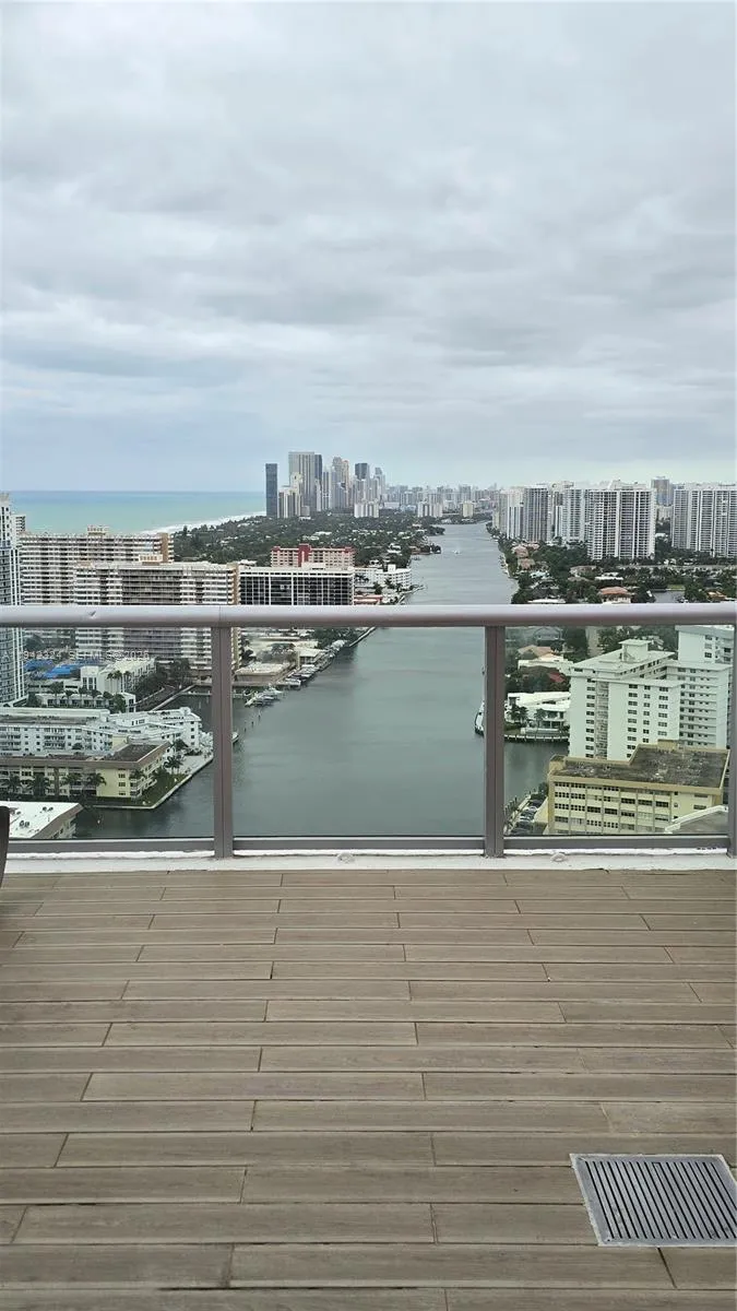 2602 E Hallandale Beach Blvd #R2508 Hallandale Beach, FL 33009
