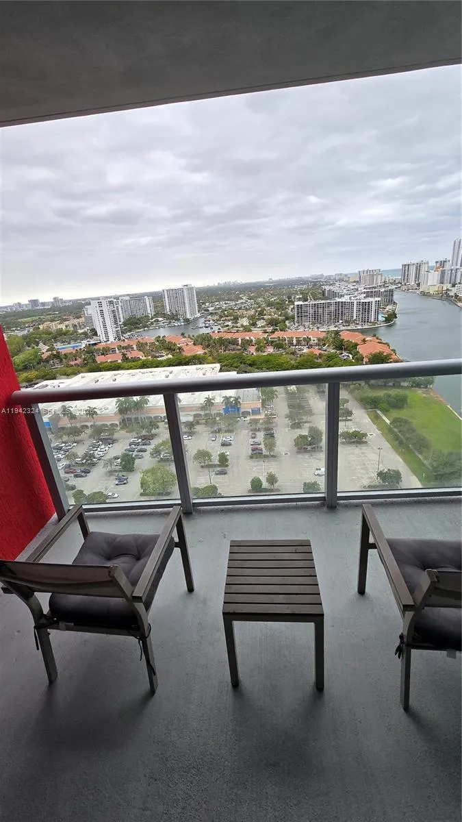 2602 E Hallandale Beach Blvd #R2508 Hallandale Beach, FL 33009