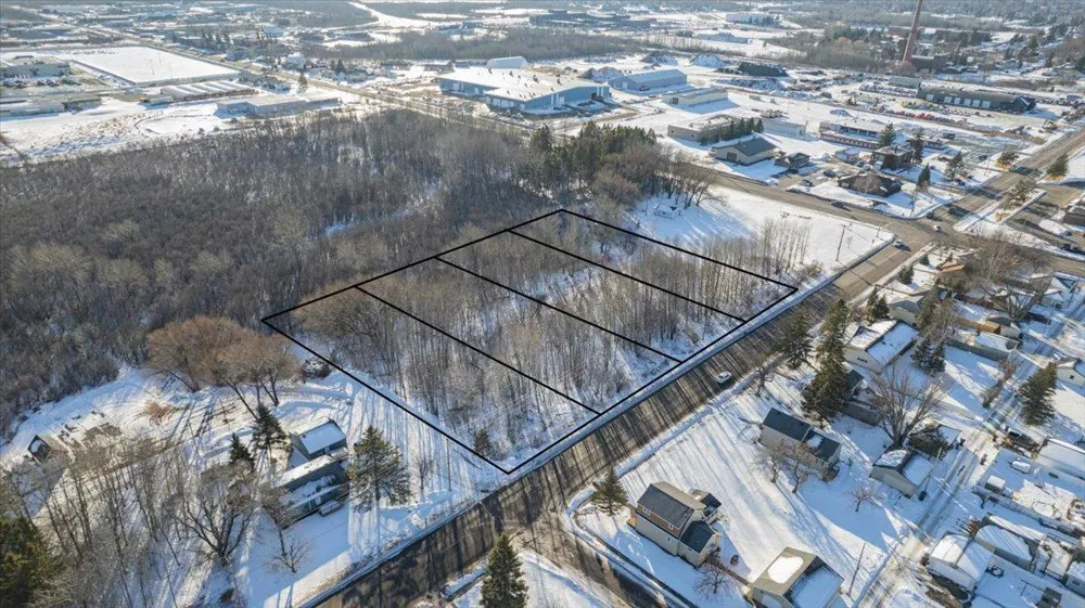24 21st Street E Superior, WI 54880
