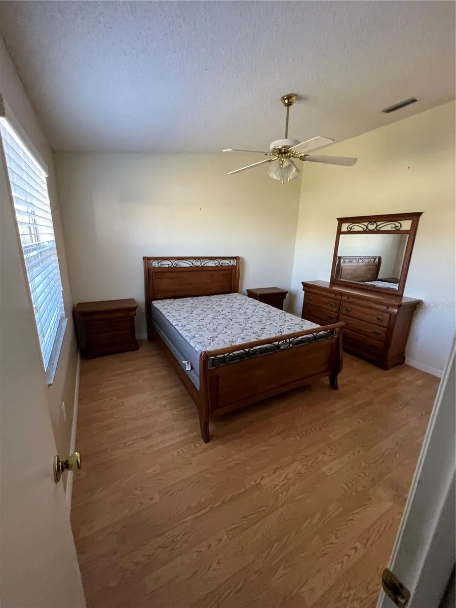 1232 ZAPATA PLACE Lady Lake, FL 32159