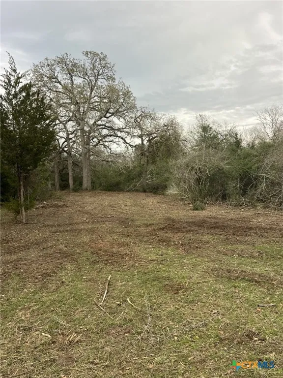 164 County Road 187 Hallettsville, TX 77964