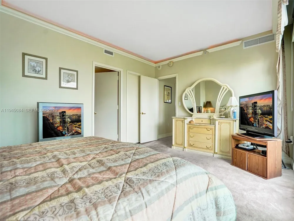 19955 NE 38th Ct #901 Aventura, FL 33180