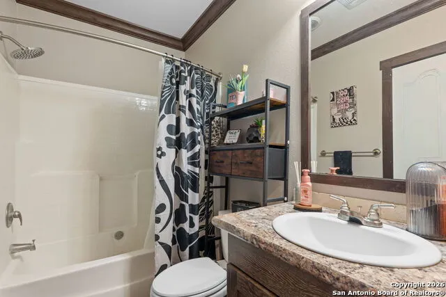 445 Savannah Ridge Von Ormy, TX 78073