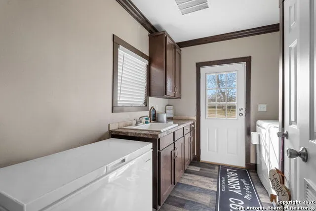 445 Savannah Ridge Von Ormy, TX 78073