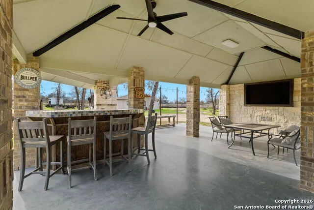 445 Savannah Ridge Von Ormy, TX 78073