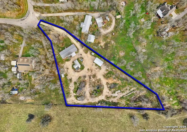 445 Savannah Ridge Von Ormy, TX 78073