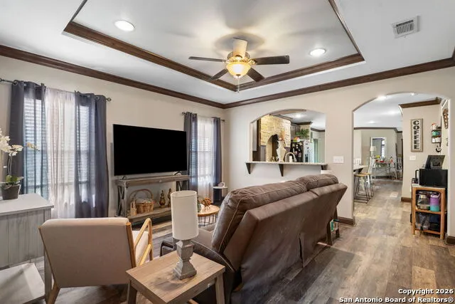 445 Savannah Ridge Von Ormy, TX 78073