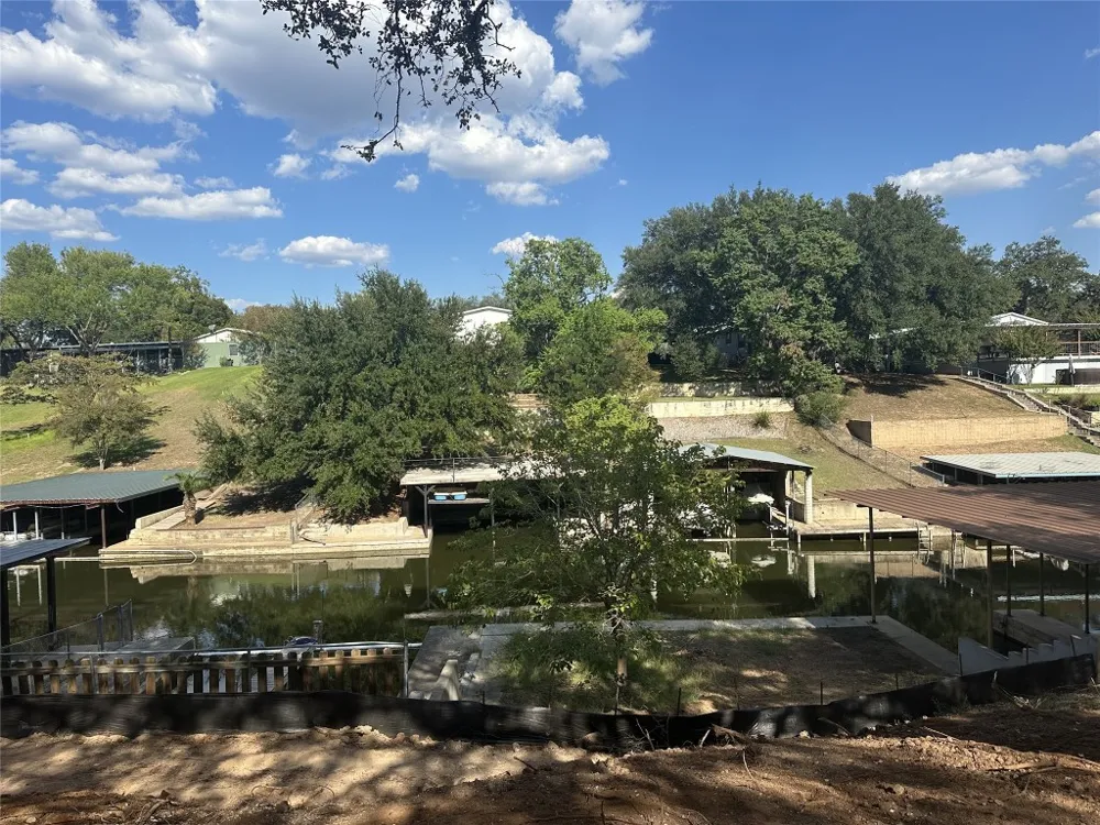 525 County Road 136A Road Kingsland, TX 78639