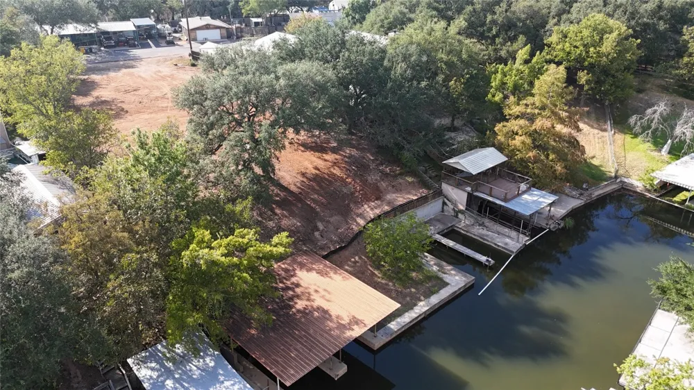 525 County Road 136A Road Kingsland, TX 78639