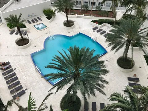 300 S Biscayne Blvd #T-1803
