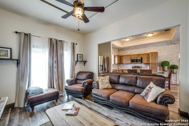160 County Road 6860 Natalia, TX 78059