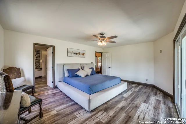 160 County Road 6860 Natalia, TX 78059