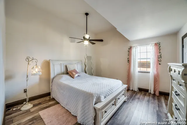 160 County Road 6860 Natalia, TX 78059