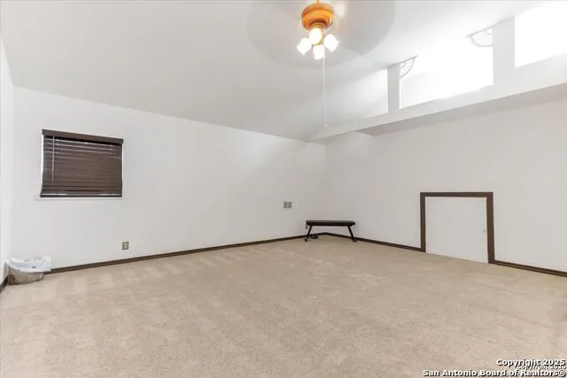 160 County Road 6860 Natalia, TX 78059