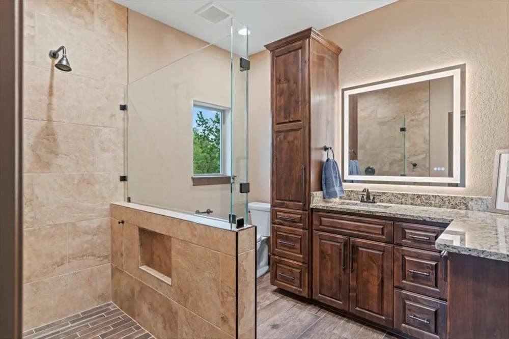 1951 Bridlewood Ranches Drive Wimberley, TX 78666
