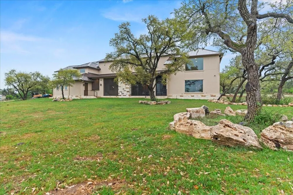 1951 Bridlewood Ranches Drive Wimberley, TX 78666