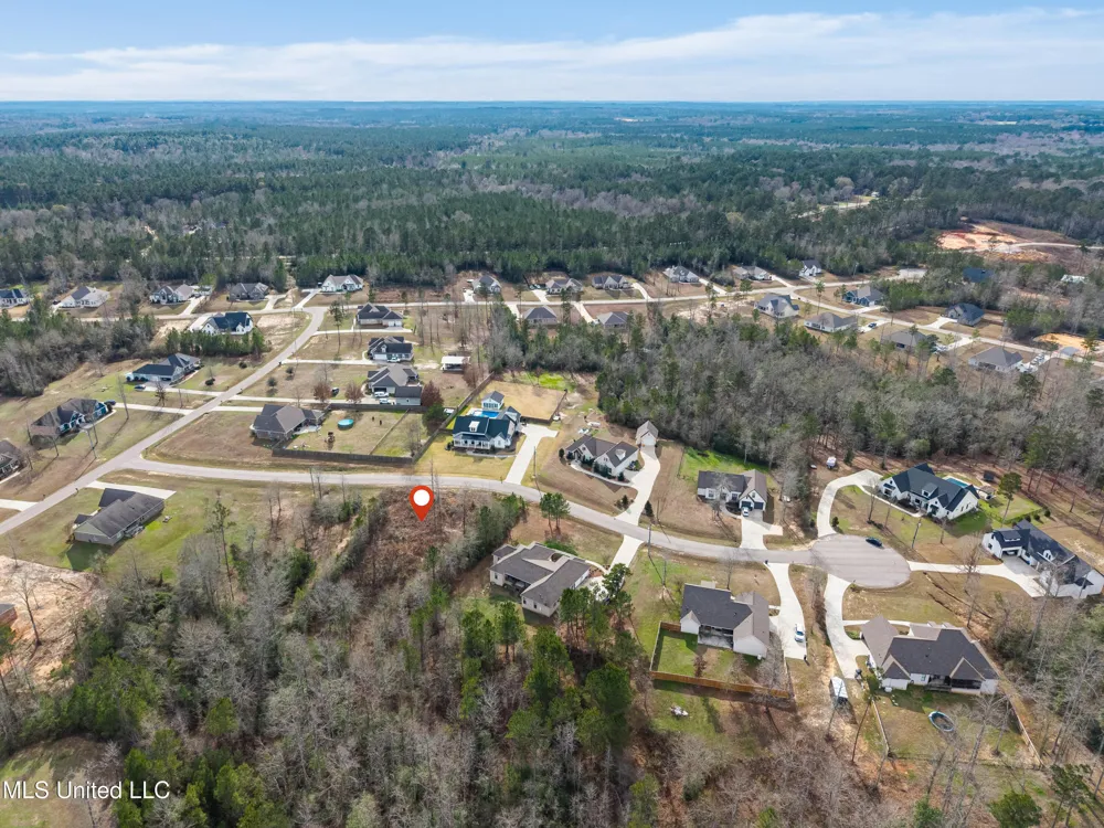 10 Crossbuck Road Sumrall, MS 39482