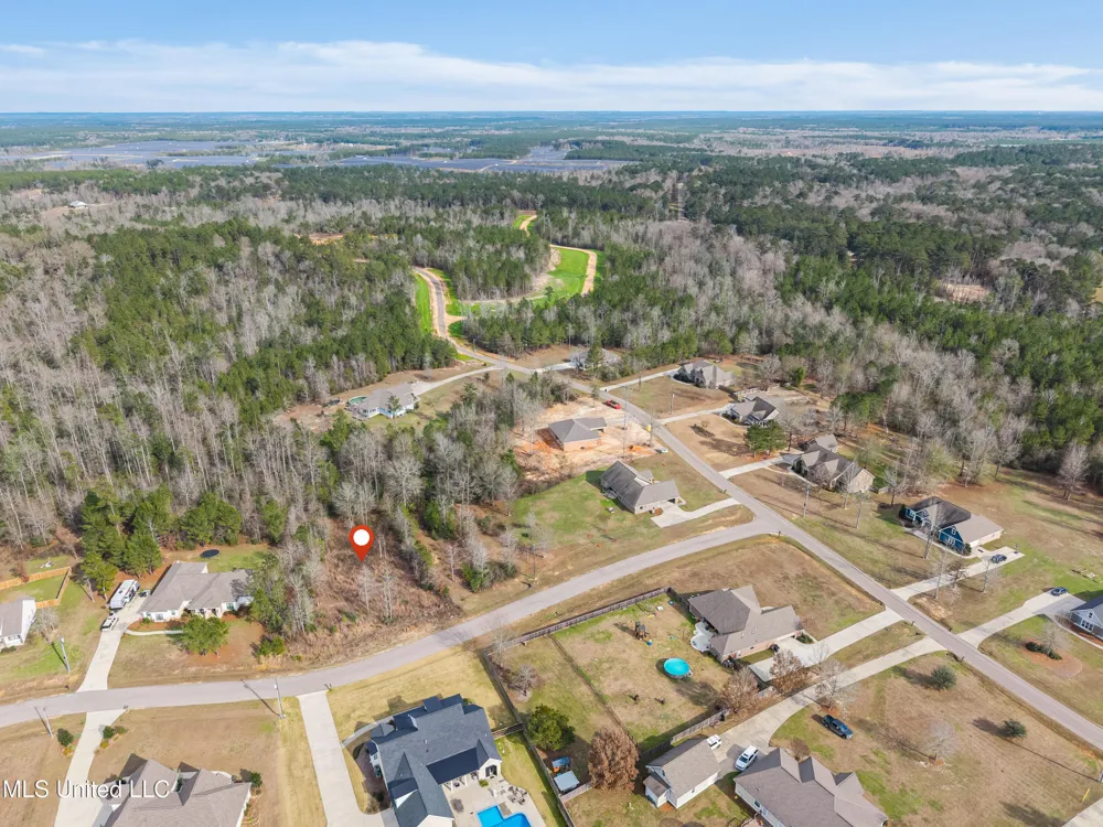 10 Crossbuck Road Sumrall, MS 39482