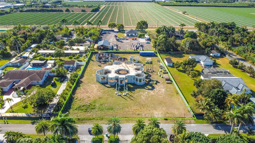 21320 SW 246th St Unincorporated Dade County, FL 33031