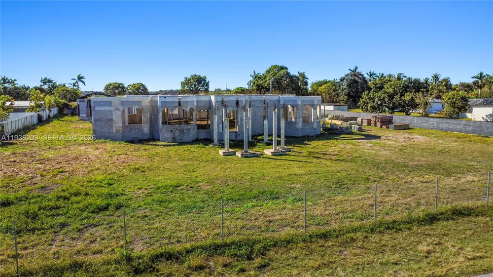 21320 SW 246th St Unincorporated Dade County, FL 33031